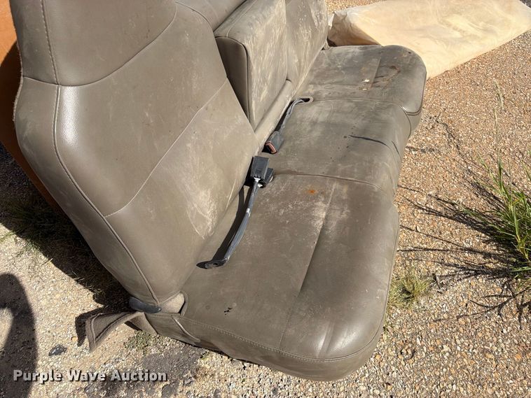 image for item EW5048 Ford pickup truck parts