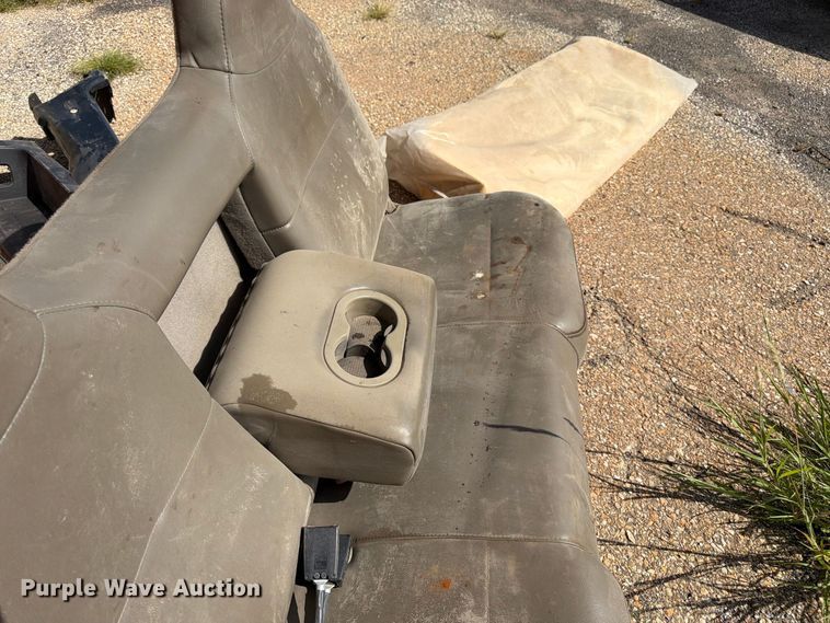 image for item EW5048 Ford pickup truck parts