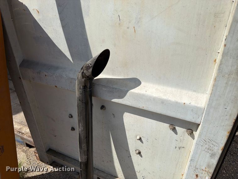 image for item EW5048 Ford pickup truck parts