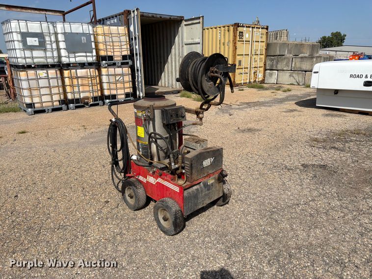 image for item EW5049 Hotsy 795SS pressure washer