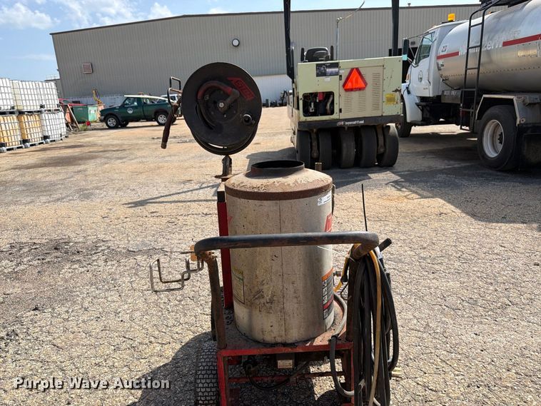 image for item EW5049 Hotsy 795SS pressure washer