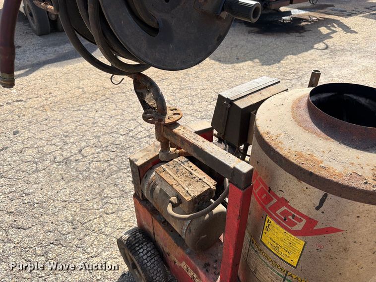 image for item EW5049 Hotsy 795SS pressure washer