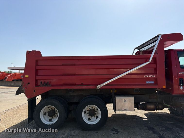 image for item EW5050 2010 International SF525 dump truck