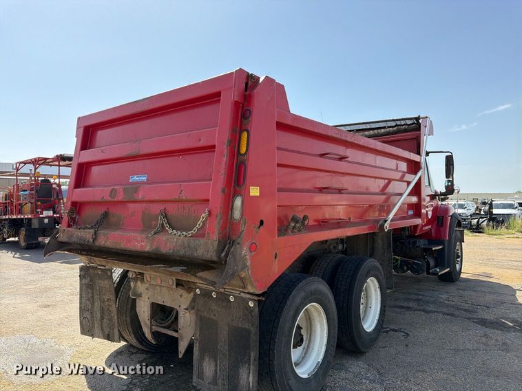 image for item EW5050 2010 International SF525 dump truck