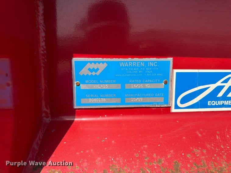 image for item EW5050 2010 International SF525 dump truck