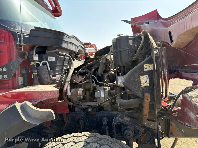 image for item EW5050 2010 International SF525 dump truck