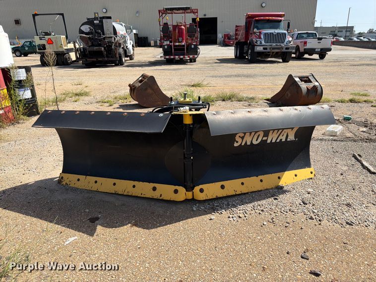 image for item EW5051 Sno-Way 29VHD skid steer snow plow