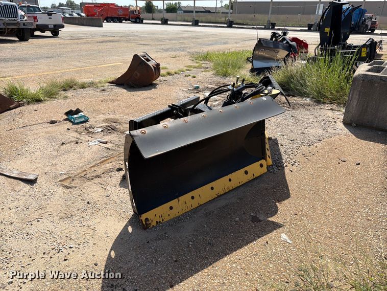 image for item EW5051 Sno-Way 29VHD skid steer snow plow