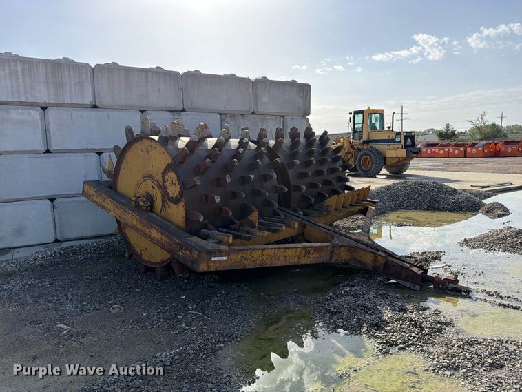 image for item EW5053 Sheepsfoot roller