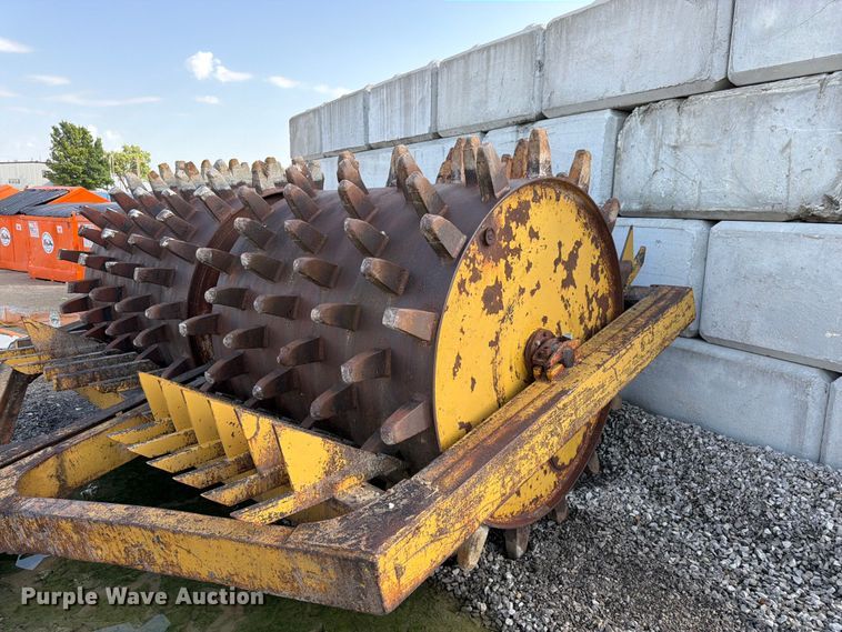 image for item EW5053 Sheepsfoot roller