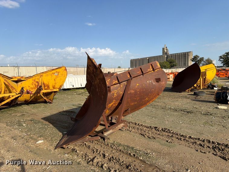 image for item EW5054 V Plow