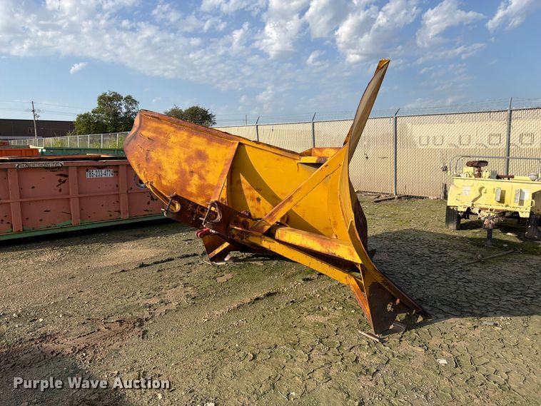 image for item EW5055 Balderson BV11 V Plow