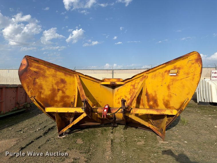 image for item EW5055 Balderson BV11 V Plow