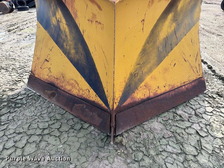 image for item EW5055 Balderson BV11 V Plow