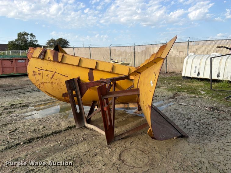 image for item EW5056 Balderson BV30T-47160 V Plow