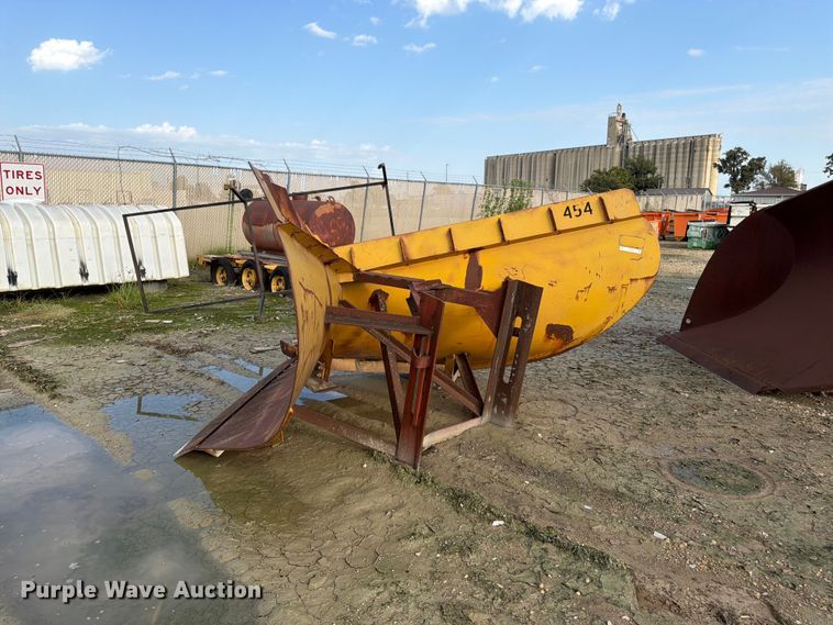 image for item EW5056 Balderson BV30T-47160 V Plow