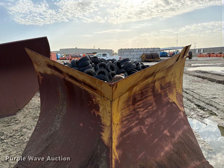 image for item EW5056 Balderson BV30T-47160 V Plow