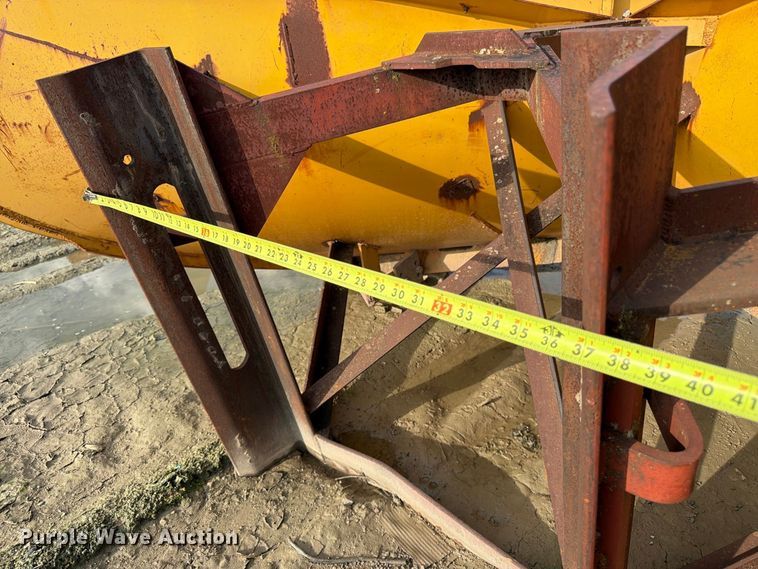image for item EW5056 Balderson BV30T-47160 V Plow