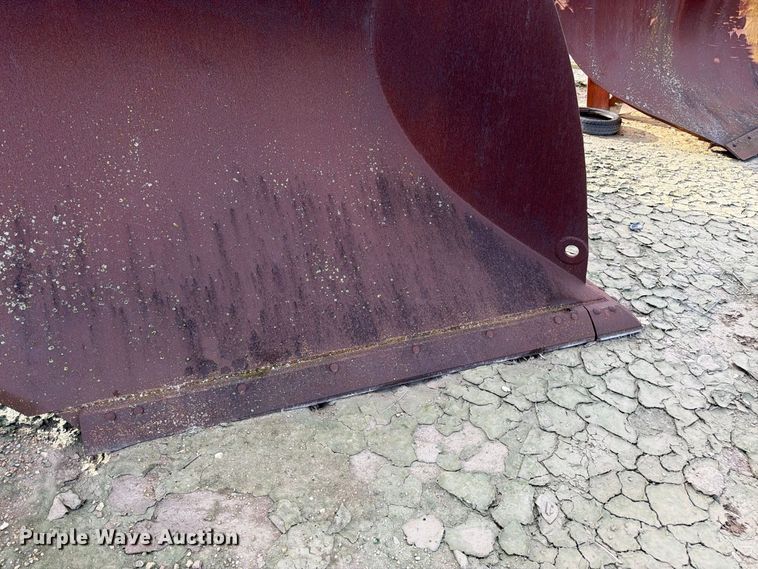 image for item EW5057 1979 Falls V90 V Plow