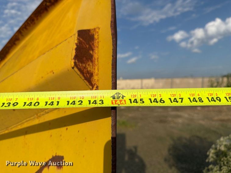 image for item EW5057 1979 Falls V90 V Plow