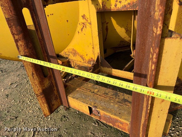 image for item EW5057 1979 Falls V90 V Plow