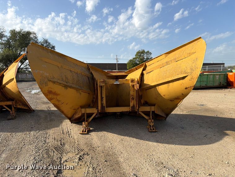 image for item EW5058 Dymax DVS 10 V Plow