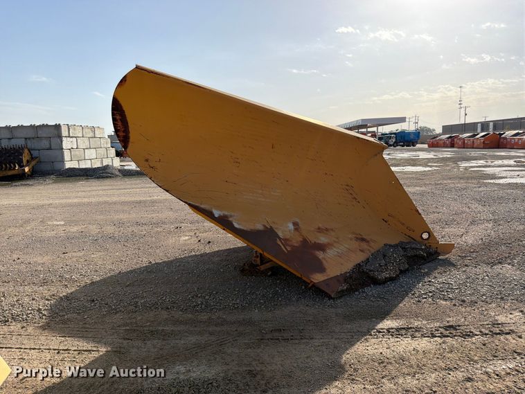 image for item EW5059 Dymax DVS 10 V Plow