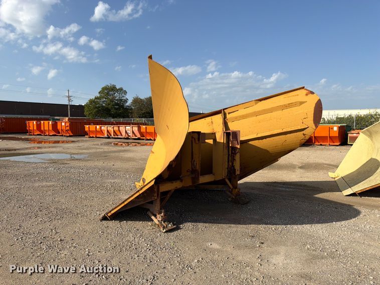 image for item EW5059 Dymax DVS 10 V Plow