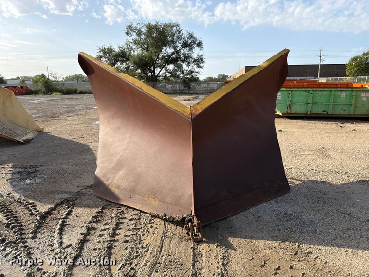 image for item EW5060 Balderson BV11 V Plow