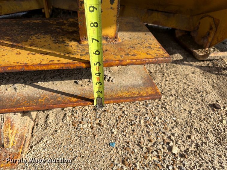 image for item EW5060 Balderson BV11 V Plow
