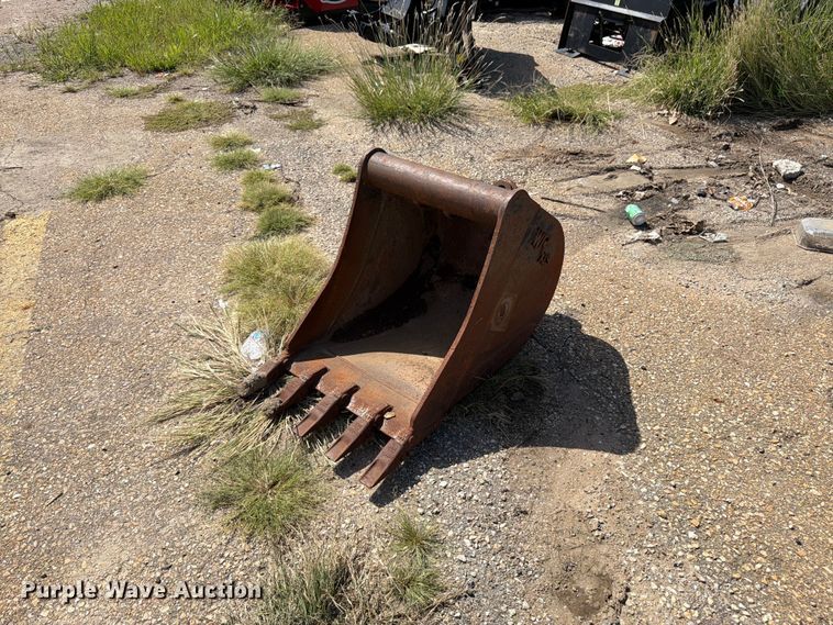 image for item EW5061 2009 Central Fabricators WR XLS backhoe bucket
