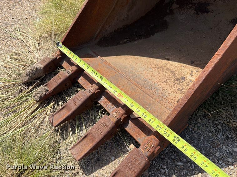 image for item EW5061 2009 Central Fabricators WR XLS backhoe bucket