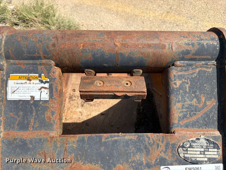 image for item EW5061 2009 Central Fabricators WR XLS backhoe bucket