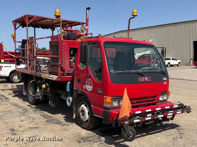 image for item EW5063 2004 GMC W5 paint striper truck