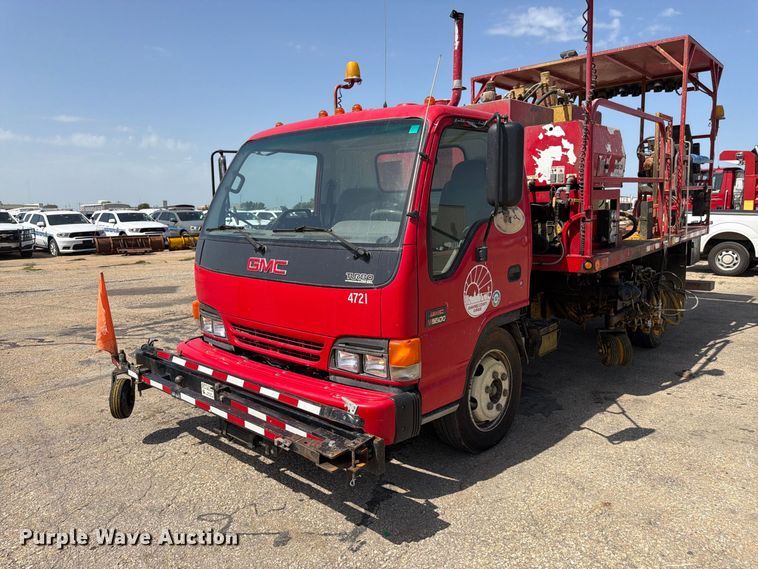 image for item EW5063 2004 GMC W5 paint striper truck