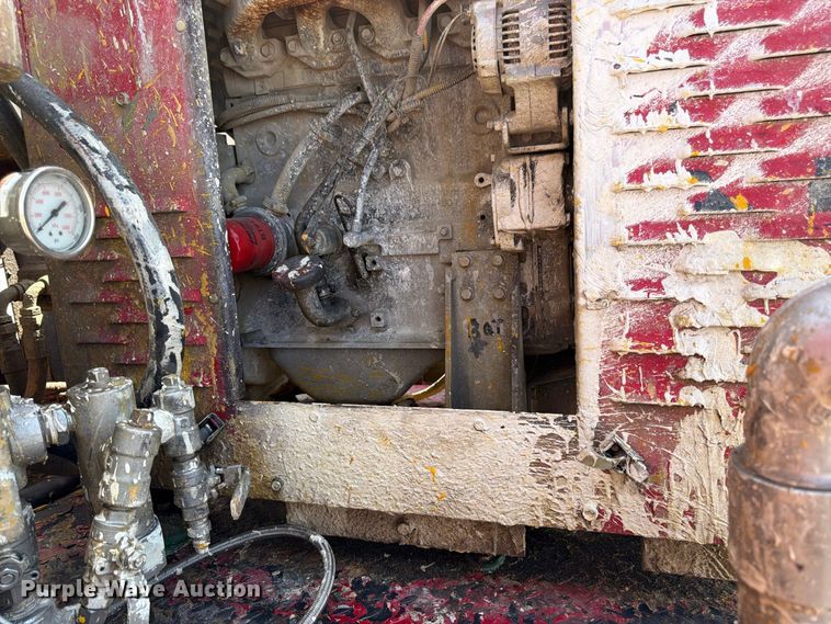 image for item EW5063 2004 GMC W5 paint striper truck