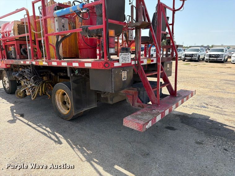 image for item EW5063 2004 GMC W5 paint striper truck