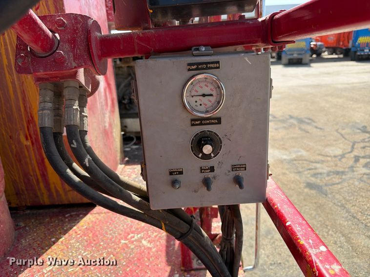 image for item EW5063 2004 GMC W5 paint striper truck