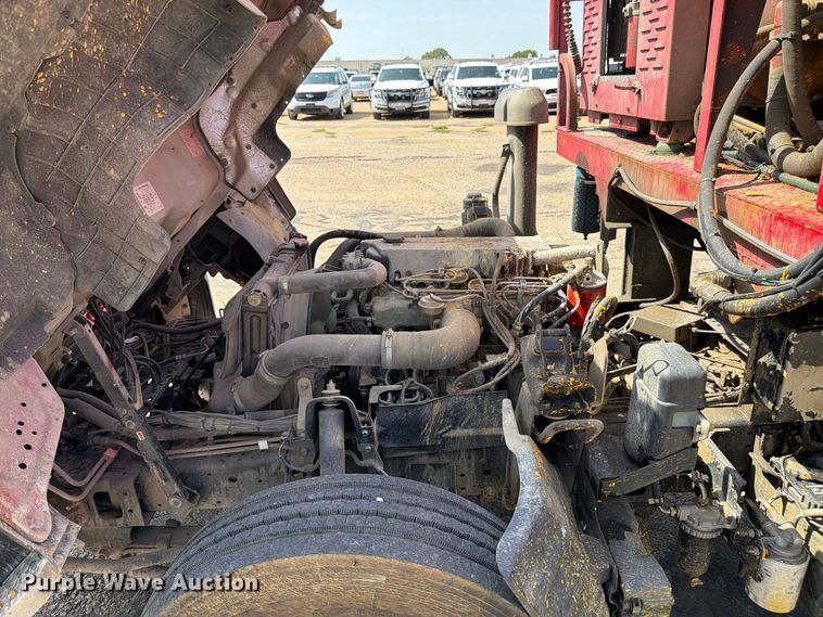 image for item EW5063 2004 GMC W5 paint striper truck