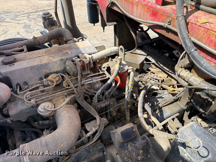image for item EW5063 2004 GMC W5 paint striper truck