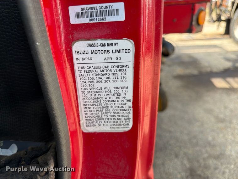 image for item EW5063 2004 GMC W5 paint striper truck