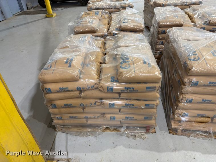 image for item EW5065 (6) pallets of Potters highway safety spheres