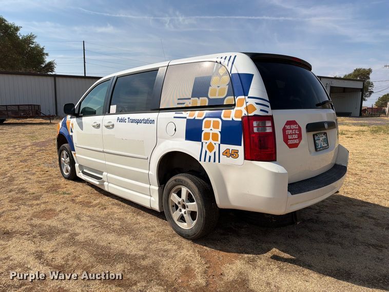 image for item EW8937 2010 Dodge Grand Caravan van