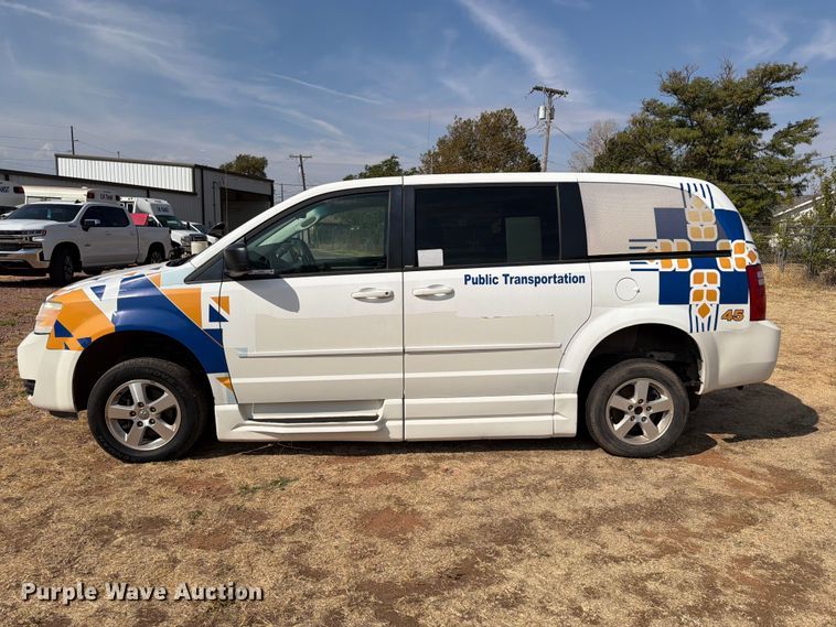 image for item EW8937 2010 Dodge Grand Caravan van