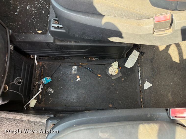 image for item EW8937 2010 Dodge Grand Caravan van