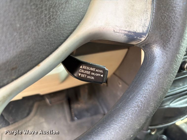 image for item EW8937 2010 Dodge Grand Caravan van