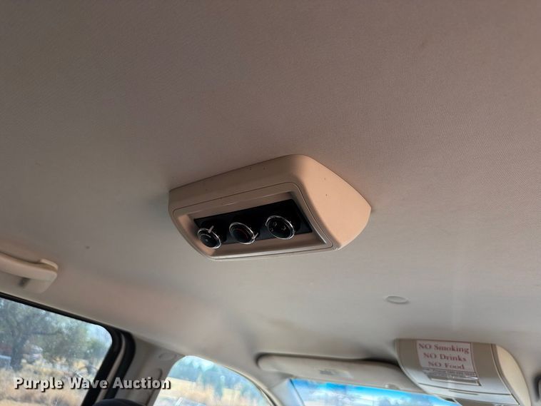 image for item EW8937 2010 Dodge Grand Caravan van