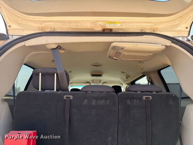 image for item EW8937 2010 Dodge Grand Caravan van