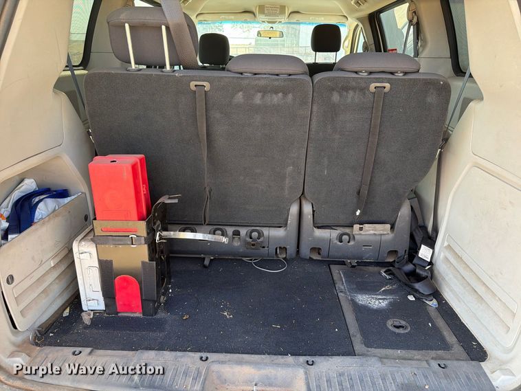 image for item EW8937 2010 Dodge Grand Caravan van