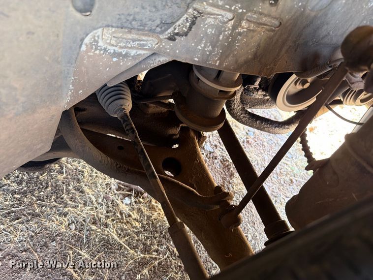 image for item EW8937 2010 Dodge Grand Caravan van